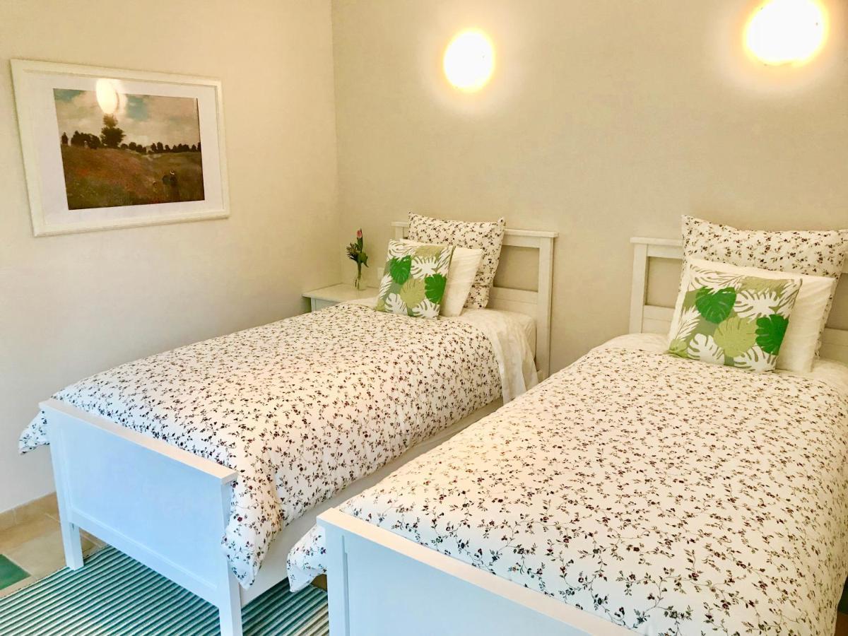Sans Souci Bed And Breakfast Luxe Heated Pool And Restaurant Luzille Ngoại thất bức ảnh